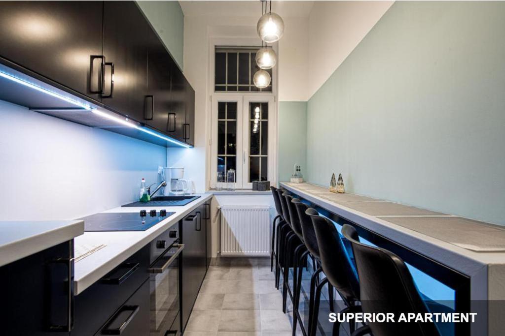Bpr Agathe Elegant Suite With Parliament View Budapest Exterior foto